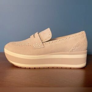Dolce Vita Jacoby platform loafer size 8.5